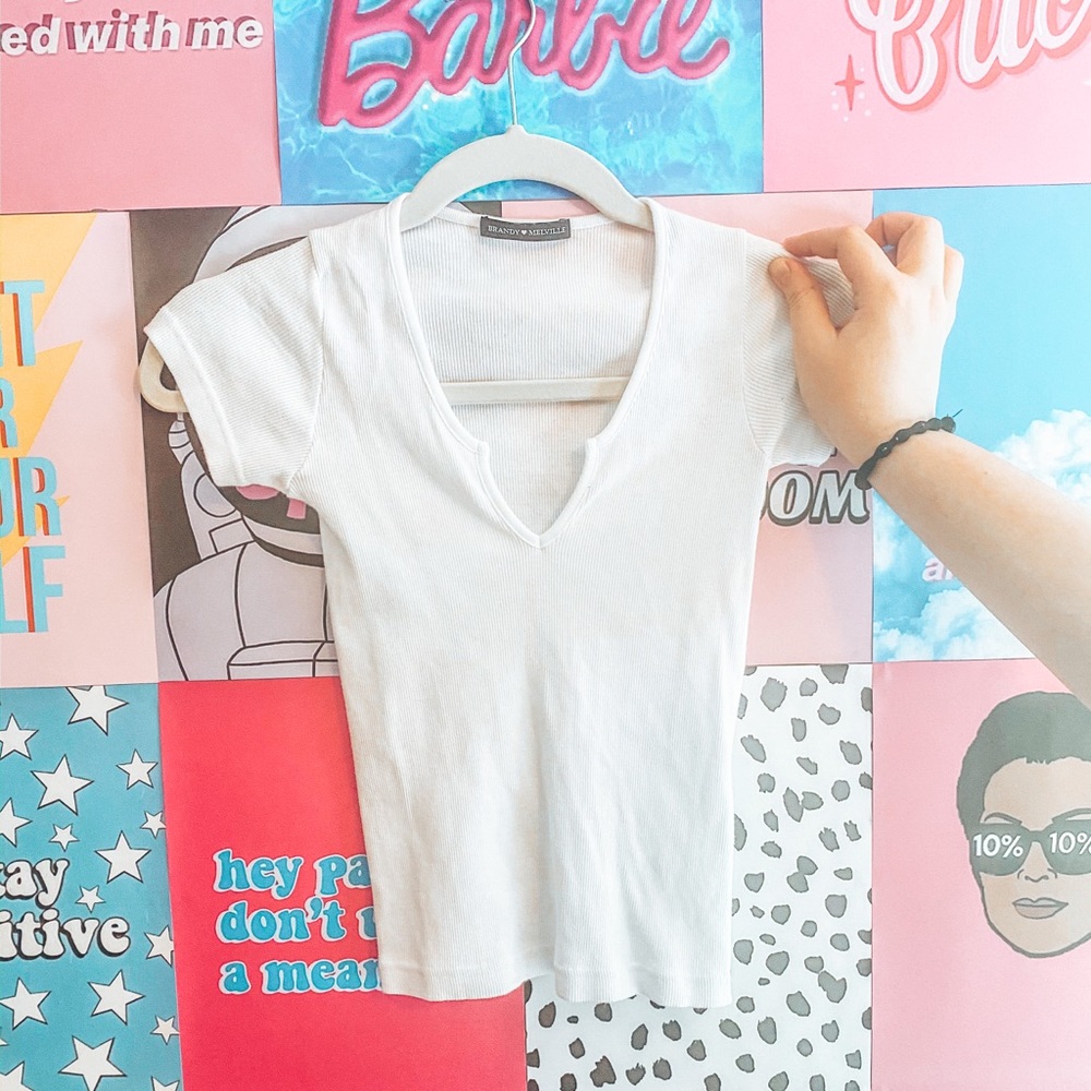 Brandy Melville shirt